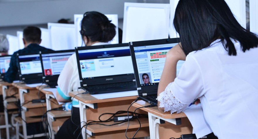 Müəllimlərin maaşı 35% ARTIRILIB