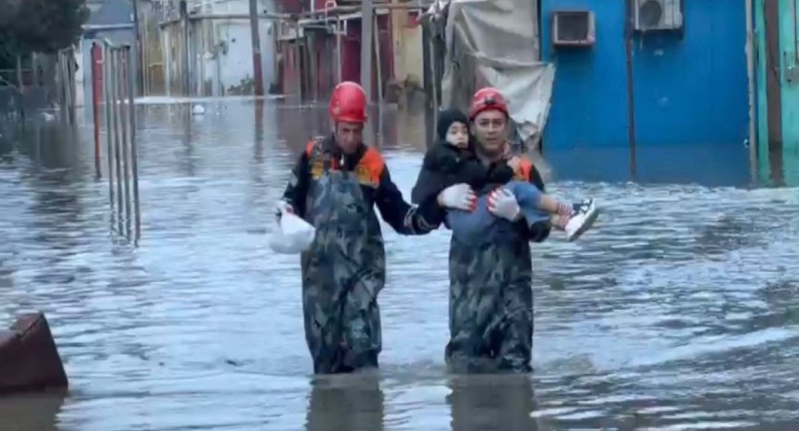 Su basmış ərazilərdən 454 nəfəri təxliyə edilib - VİDEO