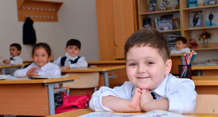 I sinfə qəbulda prioritet tətbiq olunacaq məktəblərin SİYAHISI