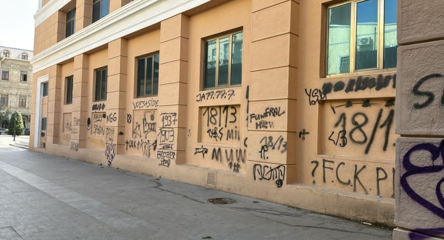 "Nizami"nin&nbsp;divarlarını yazanlar&nbsp;məlum oldu