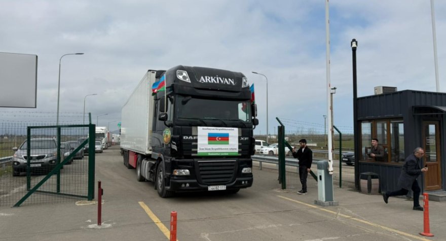 Prezidentin tapşırığı ilə İrana 10 TIR yük humanitar yardım yola salındı&nbsp;