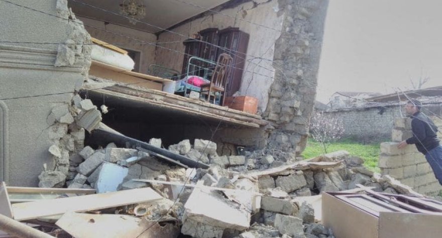 Bakıda yaşayış evi çökdü - Xəsarət alan&nbsp;var