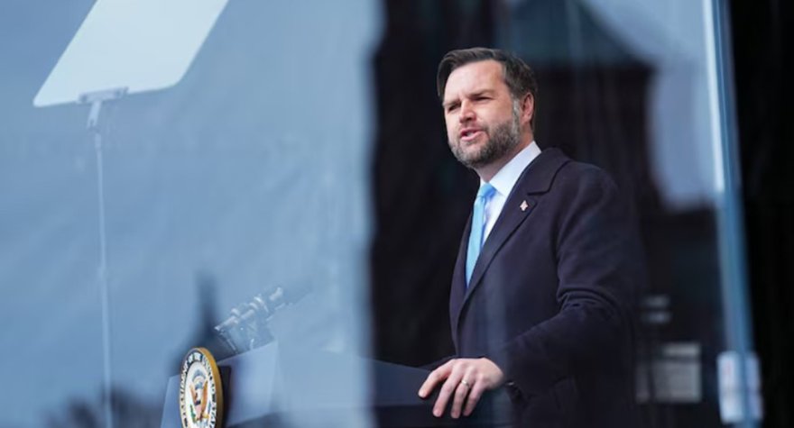 Vens İranla danışıqlar üçün Pakistana getdi