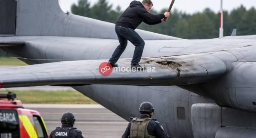 ABŞ hərbi təyyarəsinə BALTALI&nbsp;HÜCUM