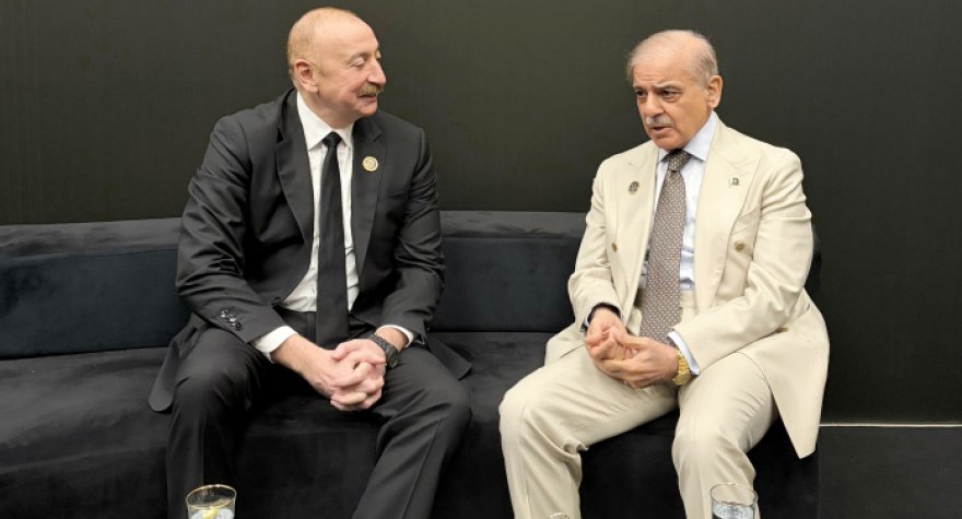 İlham Əliyev Şahbaz Şəriflə görüşdü