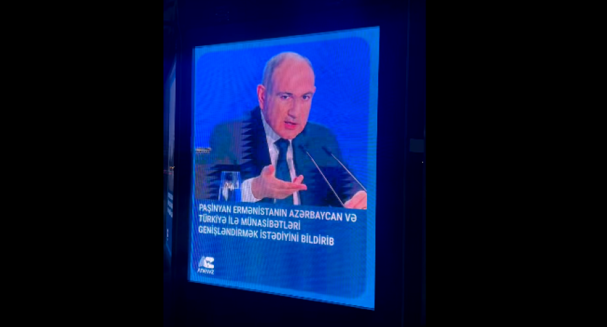 Bakıda Paşinyanın banneri yerləşdirildi - VİDEO