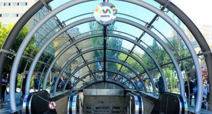 Metronun bütün stansiyalarına giriş DAYANDIRILDI