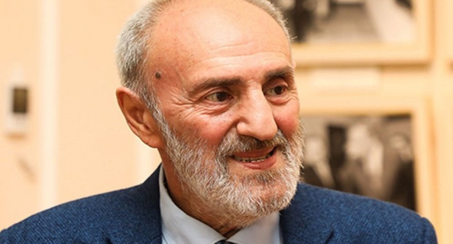 Akif İslamzadə xəstəxanaya yerləşdirildi