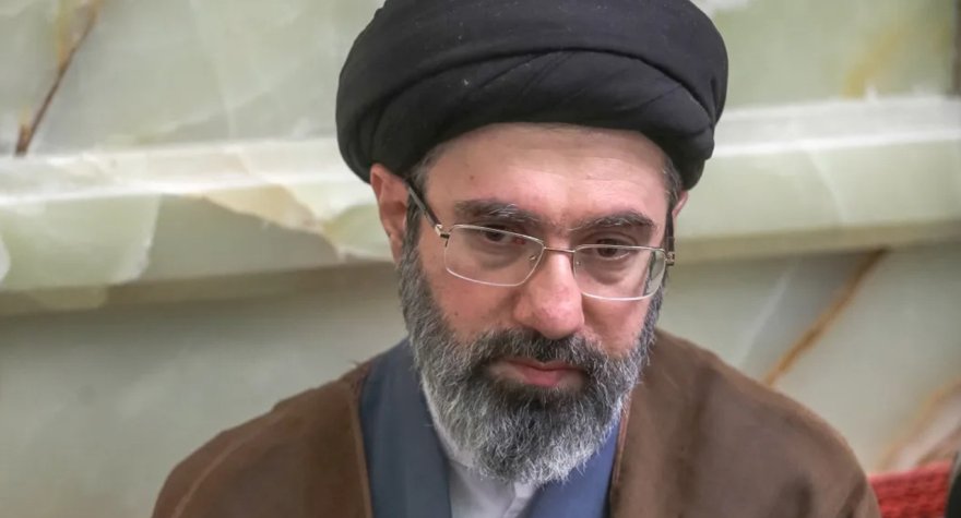 ABŞ kəşfiyyatı Xameneinin yerini tapa bilmir:&nbsp;üzü, qolu, gövdəsi və ayağı yanıb