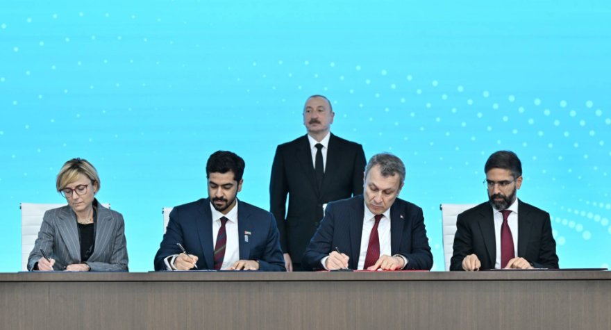 Bakı Enerji Həftəsində&nbsp;8 milyard dollarlıq&nbsp;müqavilələr imzalandı