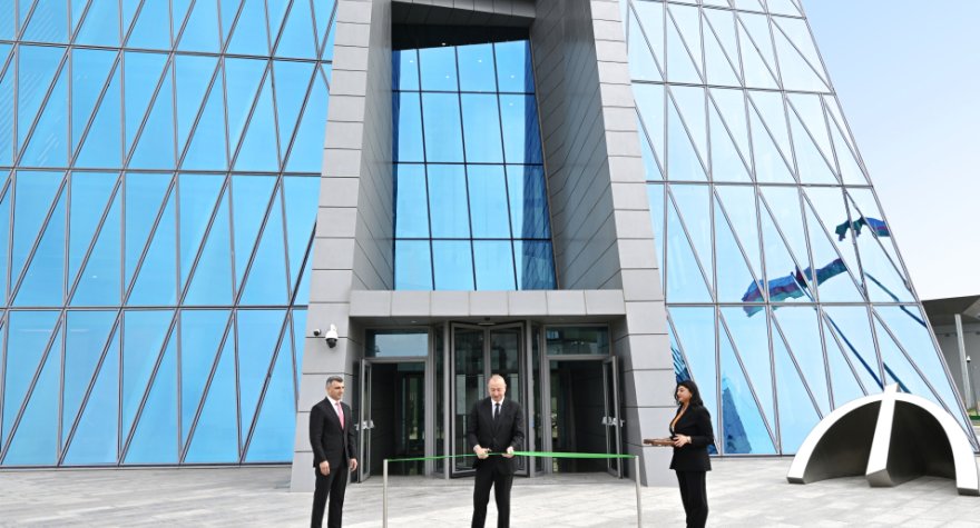 Prezident Mərkəzi Bankın yeni binasının açılışında - FOTOLAR