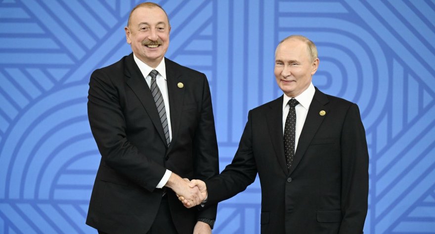 İlham Əliyev Putini təbrik etdi