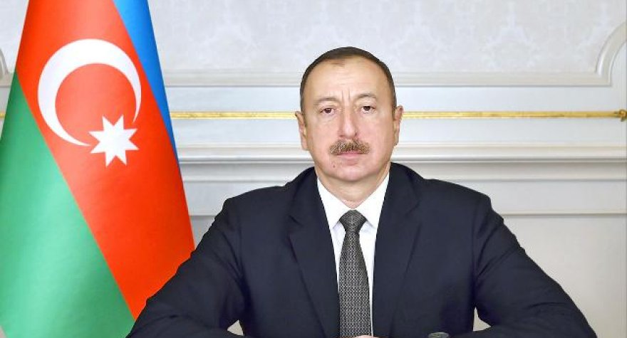 Prezident səhiyyə işçilərini təltif etdi - SİYAHI