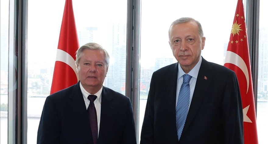 Türkiyənin yaxın dostu vəfat etdi