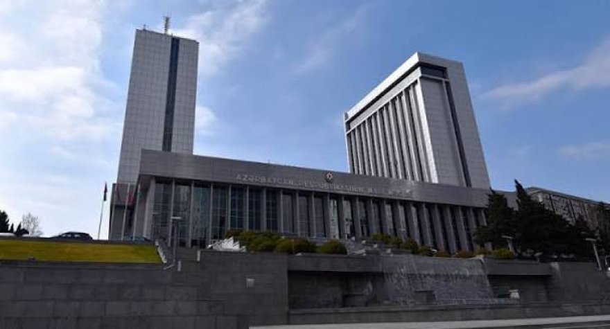 Milli Məclisin deputatı İrana getdi