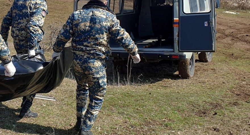 Ermənistanda yük maşını hərbçiləri vurdu: 1 ölü, 6 yaralı