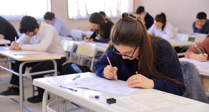 Ali məktəb və kolleclərdə boş yerlərin nəticələri açıqlandı