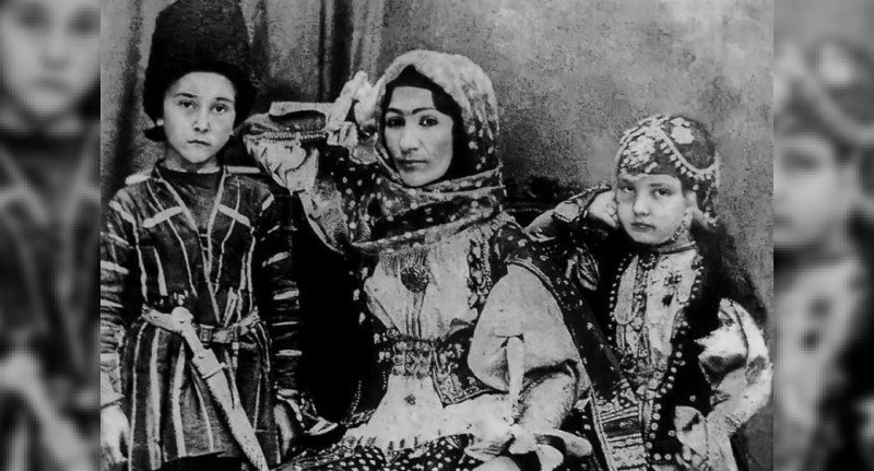 Simalar: Xan qızının ailə həyatı - Natəvanın iki evliliyi, övladları - FOTOLAR