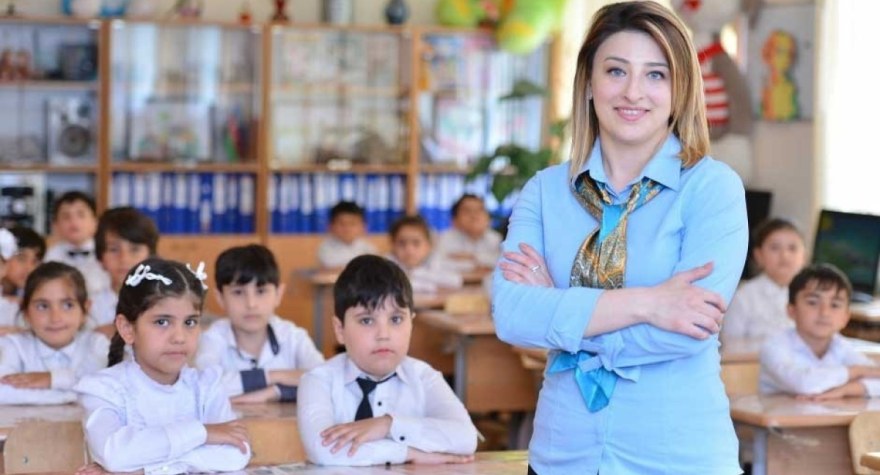 Nazirlər Kabineti müəllimlər üçün geyim qaydalarını və tələbləri müəyyən edib
