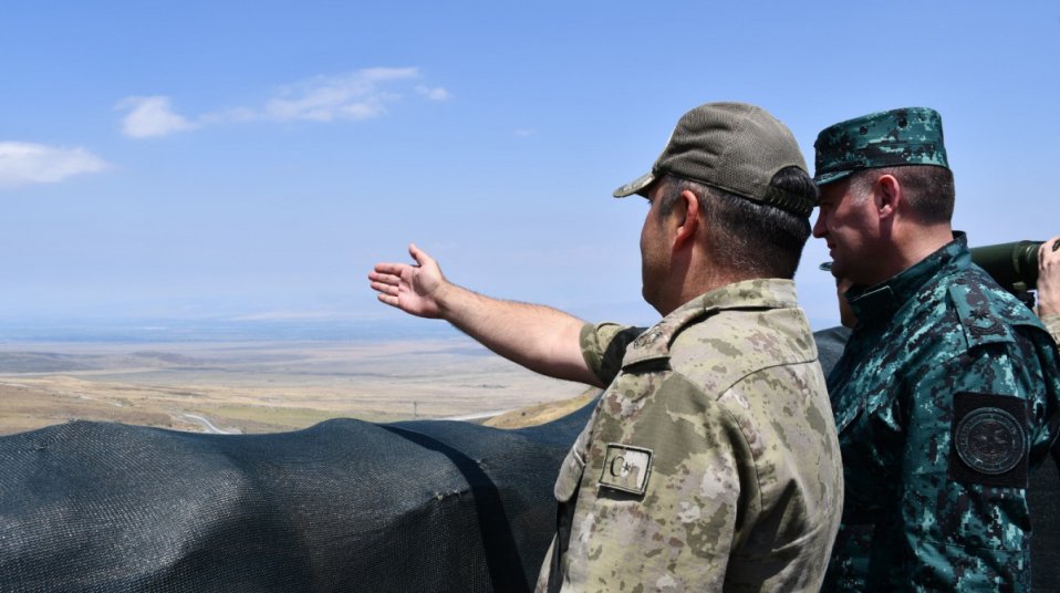 Azərbaycan generalı Türkiyədə - FOTO