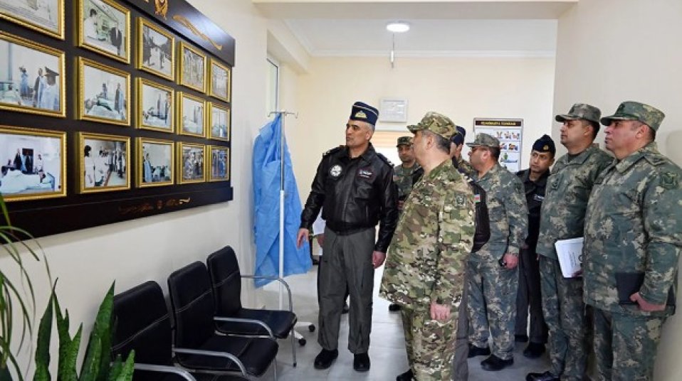 Müdafiə nazirindən&nbsp;Hava Döyüş Komandanlığına GÖSTƏRİŞLƏR