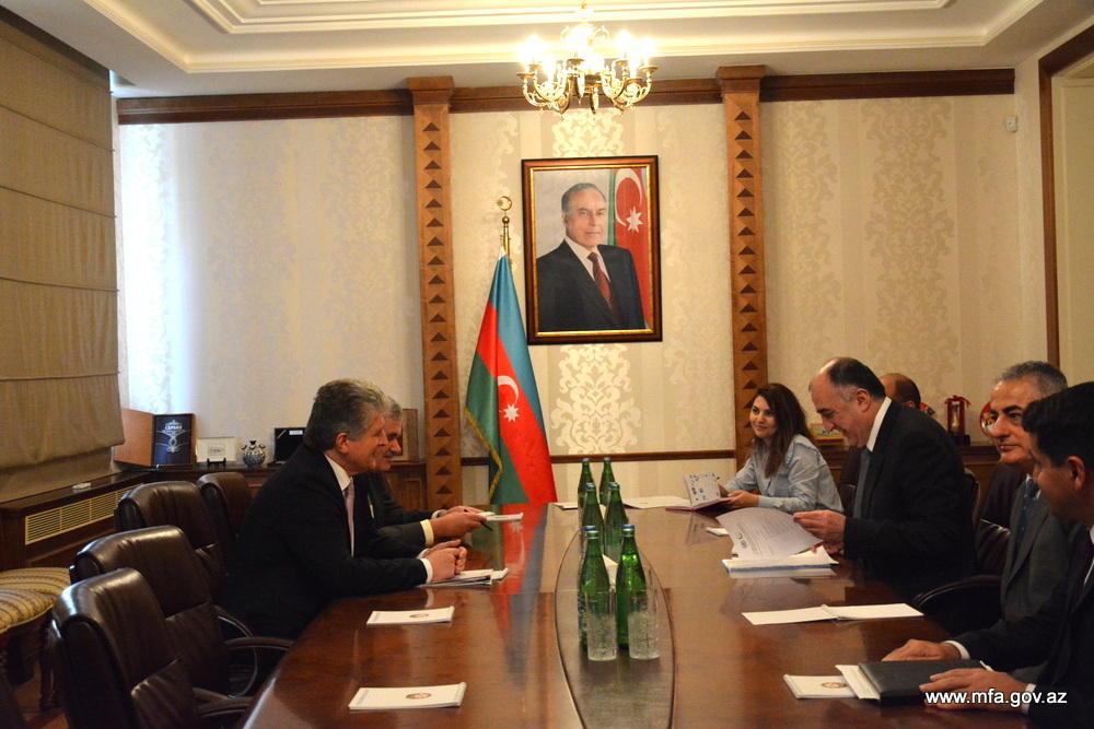 Elmar Məmmədyarov BMT Baş katibinin k&ouml;mək&ccedil;isi ilə g&ouml;r&uuml;ş&uuml;b