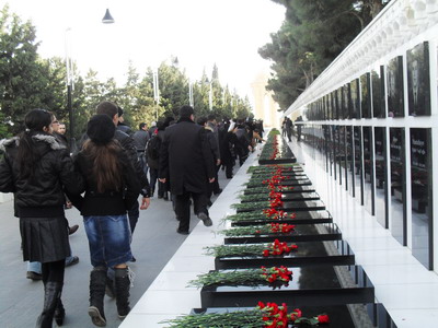 Uşaqların forumu başladı (fotosessiya)