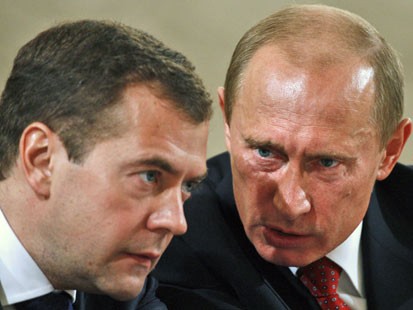 Terror Putin-Medvedev tandemini pozdu 
