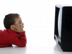 İndependent: “Uşaqlara 2 yaşa qədər televizora baxmaq olmaz”
