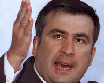 Saakaşvili öz nazirlərinə təpindi