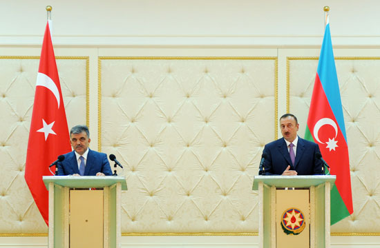 İlham Əliyev və Abdulla Gül birgə mətbuat konfransı keçiriblər