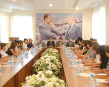 "YAP üzvlərinin yarıya qədərini qadınlar təşkil edir"