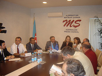 Seçkiləri mediada necə ədalətli və balanslı işıqlandırmalı?