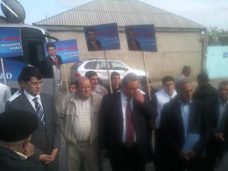 Fuad Muradov seçicilərilə görüşlərini davam etdirir
