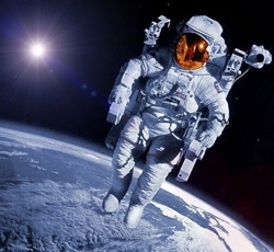 Ayda yeni kəşflər: NASA Ayda su, gümüş və civə tapıb