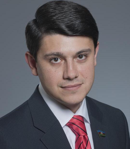 Fuad Muradov müraciət etdi: "Mən sizi 7 noyabrda məntəqələrə gəlməyə və seçmək hüququnuzdan istifadə etməyə çağırıram»