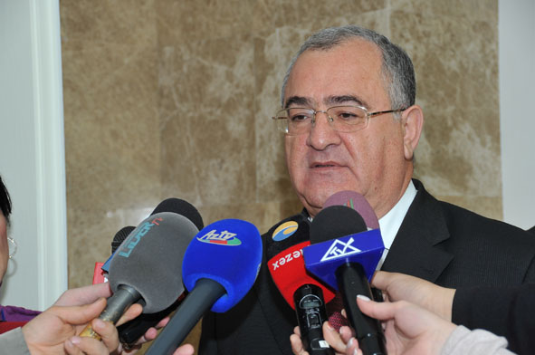 Ramiz Rzayev: "Məhkəmələrdə baxılan işlərin sayı dəfələrlə artıb..."