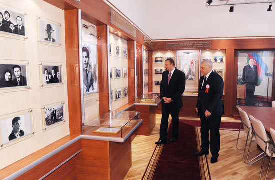 Prezident Neft Akademiyasına gəlib