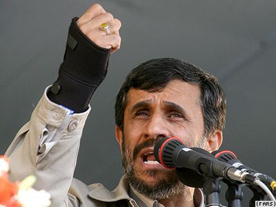 İranda 40 deputat Mahmud Əhmədinejada qarşı çıxdı, Xamnei işə qarışdı
