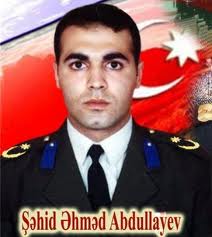 Prezident şəhid kapitana “İgidliyə görə” medalı verdi