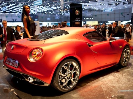 “Alfa Romeo”dan yeni kupe...