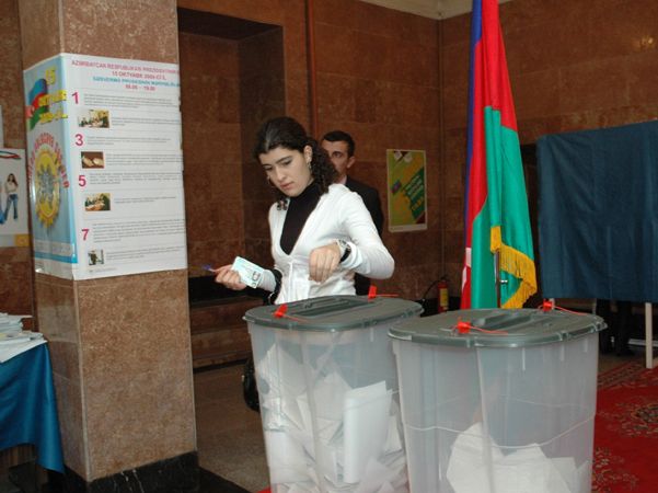 Bələdiyyələrin seçkilərdən sonrakı bir ili