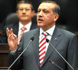 Ərdoğan 4 dəfə xəsətəxanaya zəng edib İbrahim Tatlısəsin vəziyyətini soruşub