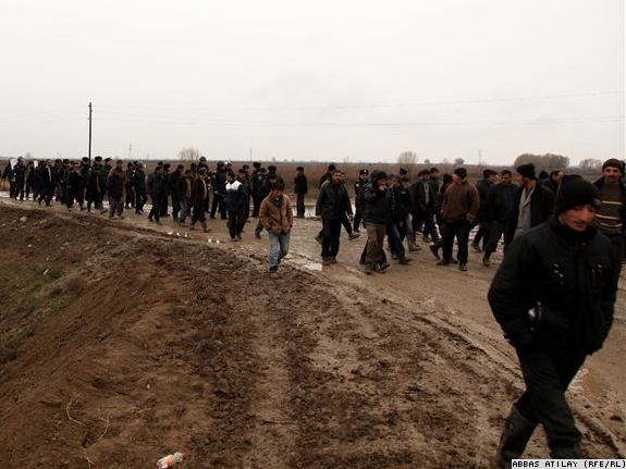 Saatlı və Sabirabad sakinləri mitinqə hazırlaşırlar
