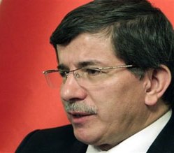 Davudoğludan Qənirə Paşayevaya cavab: “Mən bu məsələyə nazir kimi cavab vermək istərdim”