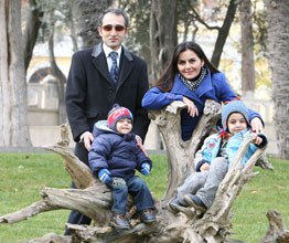 İki uşaq anası Qənirə Ataşova: "Yoldaşımla ABŞ İraqı bombalayanda tanış olmuşuq"