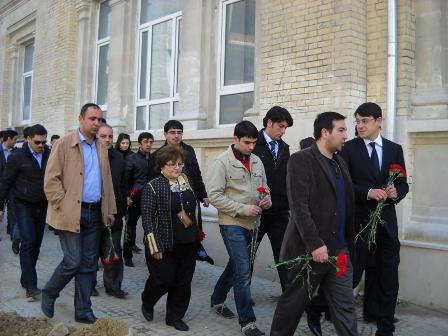 Fuad Muradov: "Açığı, bu cür ayrı-seçkiliyi başa düşmürəm"(FOTOLAR)
