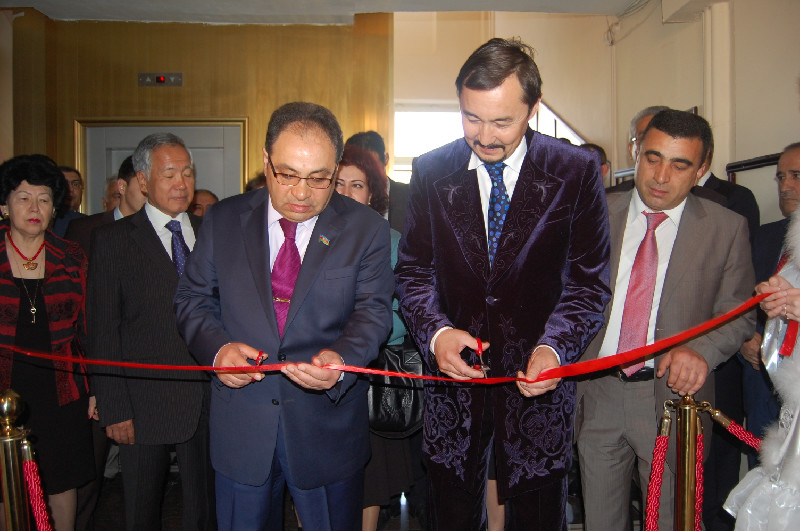 Abel Məhərrəmov «Avrasiyanın fəxri» medalı ilə təltif edilib