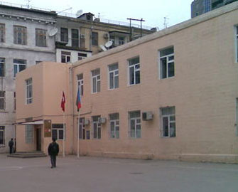 Bakı Atatürk Liseyinin ödənişli olacağı barədə xəbər jurnalistlərdə təşviş yaradıb