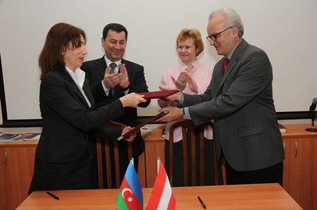 ADU Avstriya Universiteti ilə müqavilə imzaladı